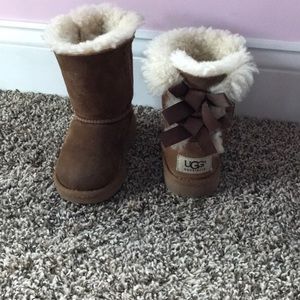 Little girls Bailey ugg boots